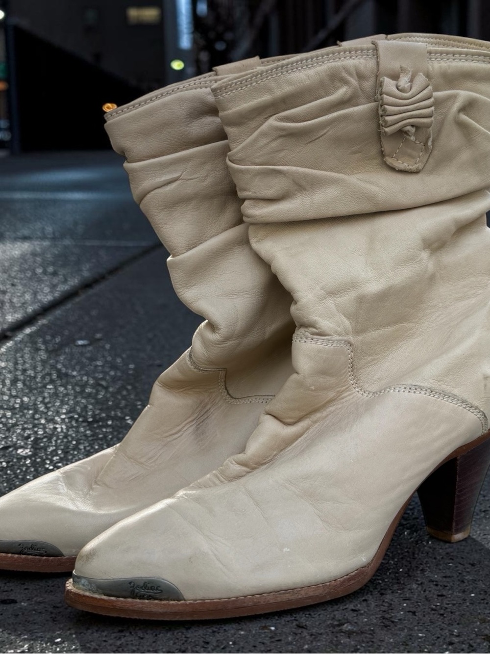 Vintage Zodiac Cream Slouch Leather Heeled Western Boots